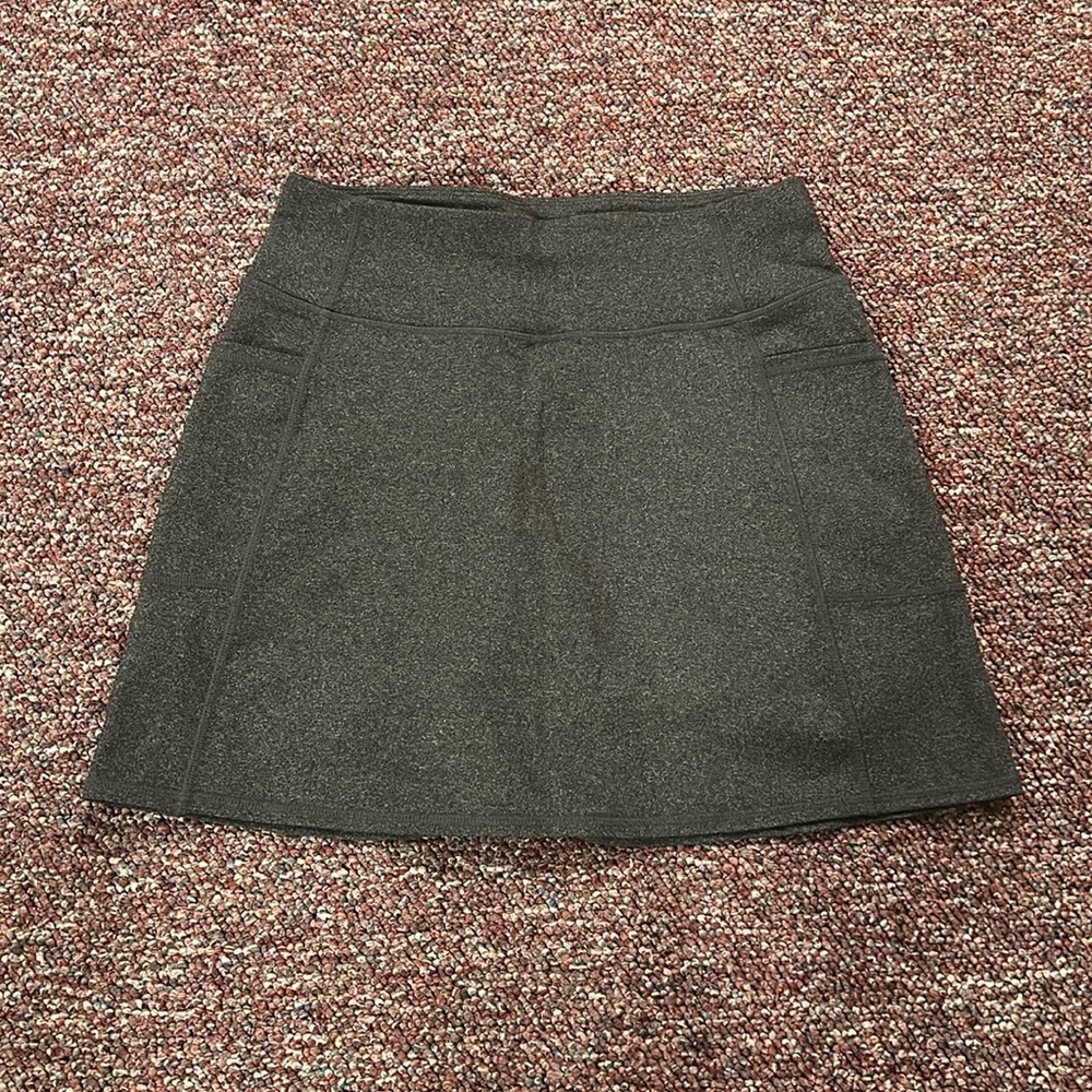 Sketchers Dark Gray Athletic Skirt